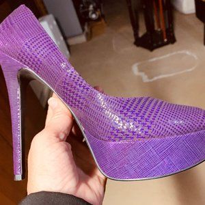 RSVP Purple Pumps